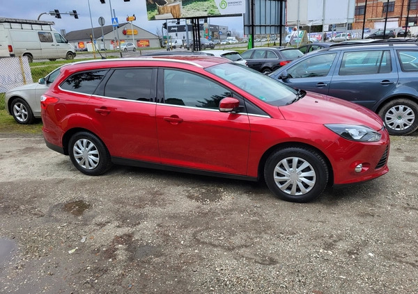 Ford Focus cena 26900 przebieg: 160500, rok produkcji 2011 z Tarnów małe 254